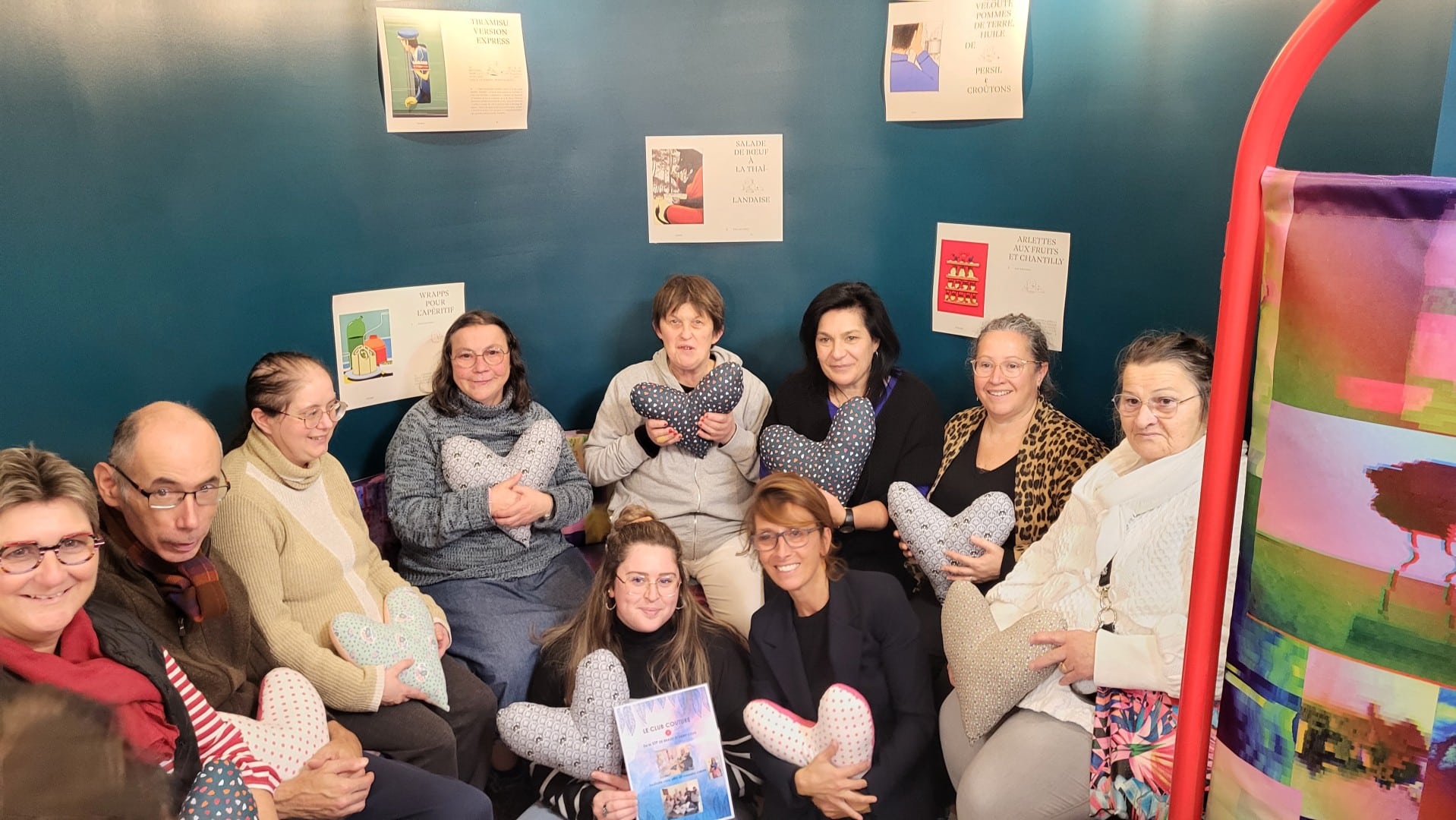 [SOLIDARITÉ] Le club couture de la STP de l’Adapei 33 Braud et Saint-Louis engagé pour les patientes atteintes d’un cancer du sein