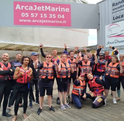 [SPORT ADAPTÉ] Les personnes accompagnées par le foyer de Gujan-Mestras s’essayent au Jet ski