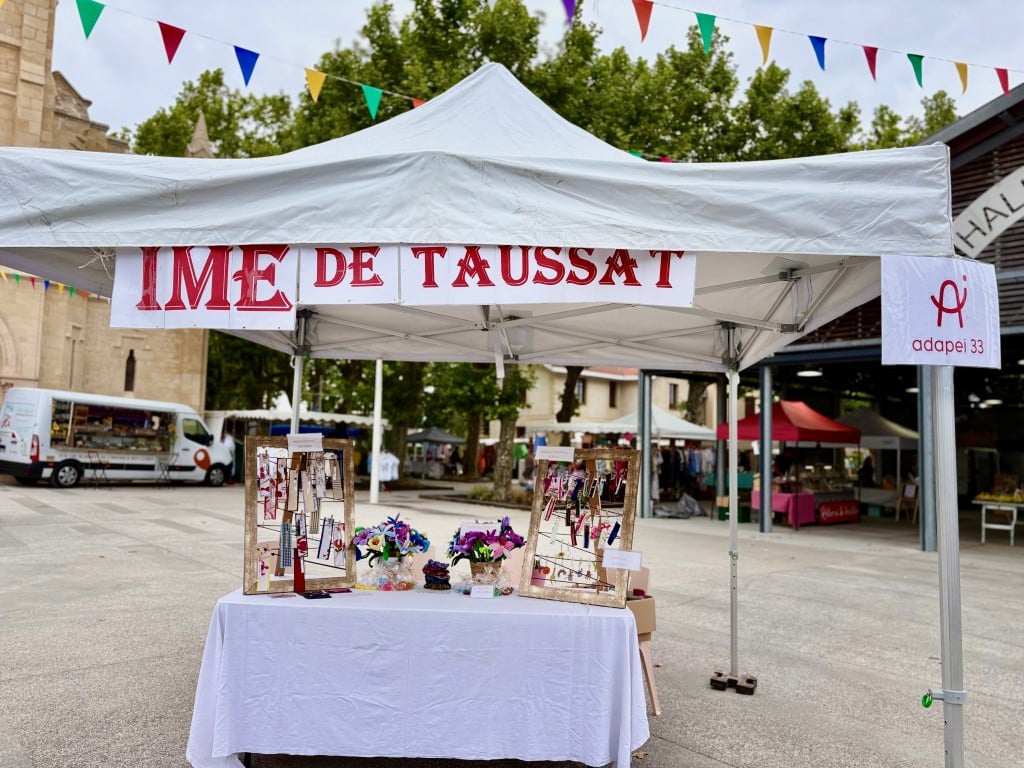 [INCLUSION] Les jeunes de l’IME Taussat au marché municipal d’Audenge : un projet éducatif et solidaire
