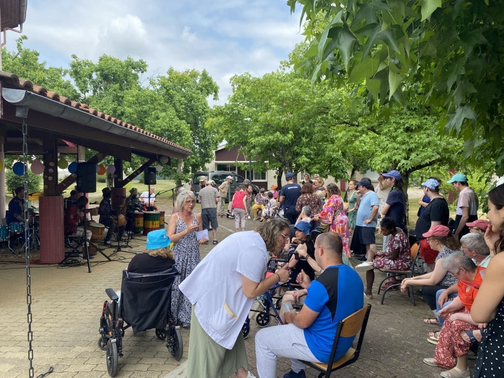 [FESTIVITÉ] Une kermesse haute en couleur à la MAS Saint-Denis-de-Pile