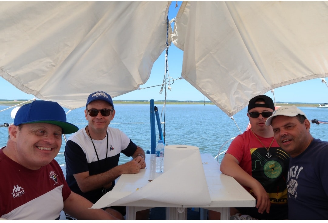 [ACTIVITÉ INCLUSIVE] Journée voile inoubliable pour les résidents du foyer de Martignas-sur-Jalle !