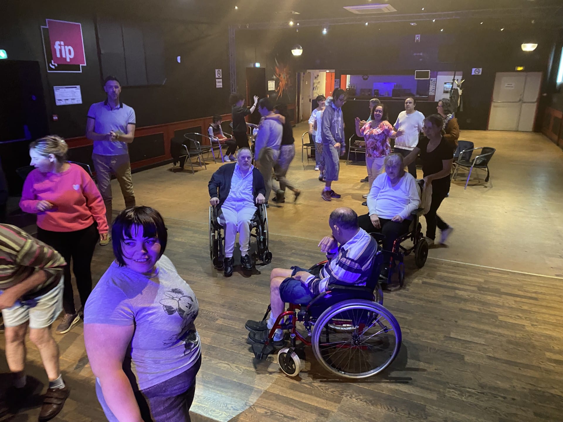 [INCLUSION CULTURELLE] De ‘L’évasion artistique’ à la MAS Saint-Denis-de-Pile avec l’Accordeur