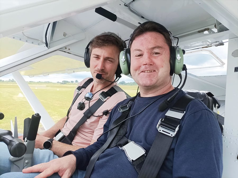 Votre don créé des sourires lors d'un baptême de l'air